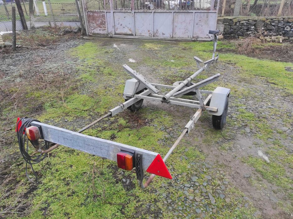 Remorci - peridocuri NEINMATRICULATE