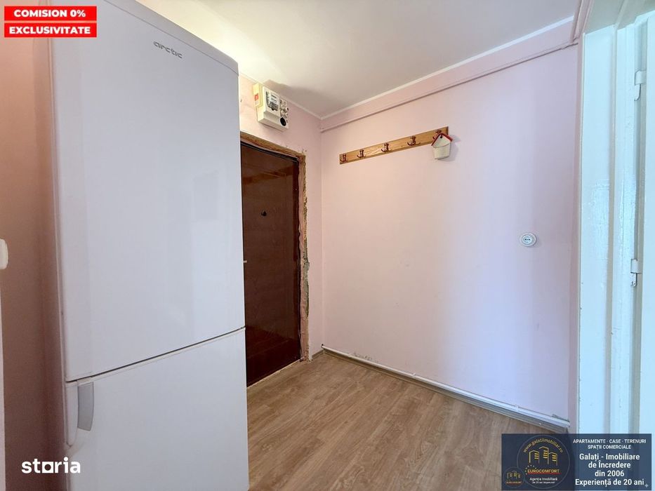 Apartament 2 cam de vânzare Micro 40 (spatele fostului cinema Flacăra)