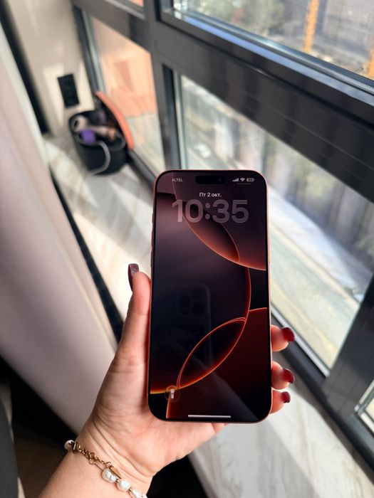 Продам Iphone 17 pro max 1 tb