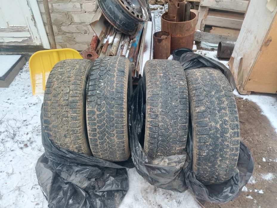 Продам шины 195/65 r15