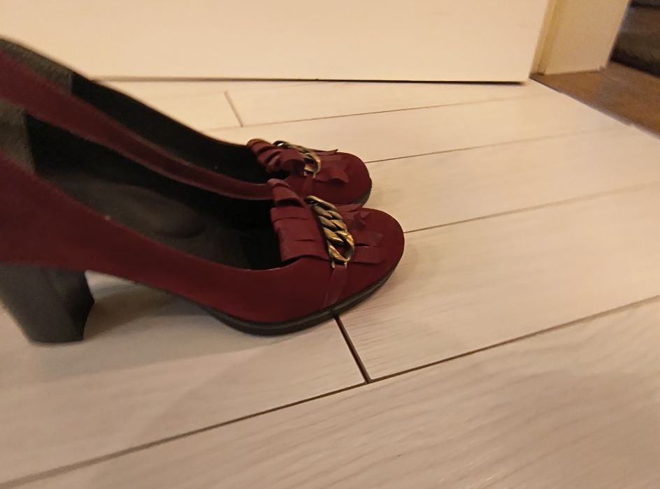 Дамски обувки на ток