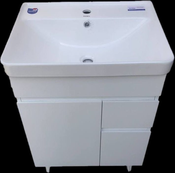 Shkaf hamma razmerlar bor 1 qol