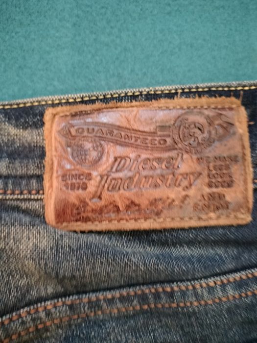 Vănd pantaloni Diesel