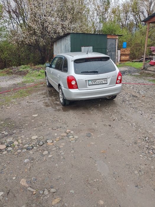 Продам мазда 323