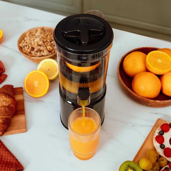 Електрическа сокоизстисквачка за портокали Cecotec Essential