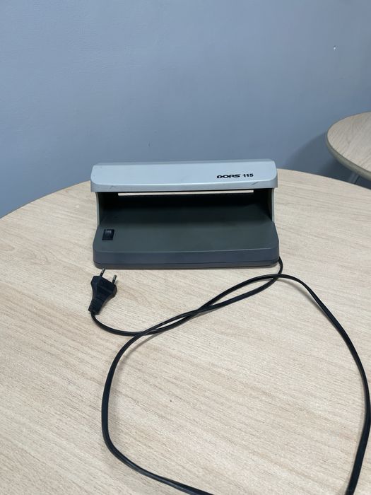 Ультрафиолетовый детектор валюты