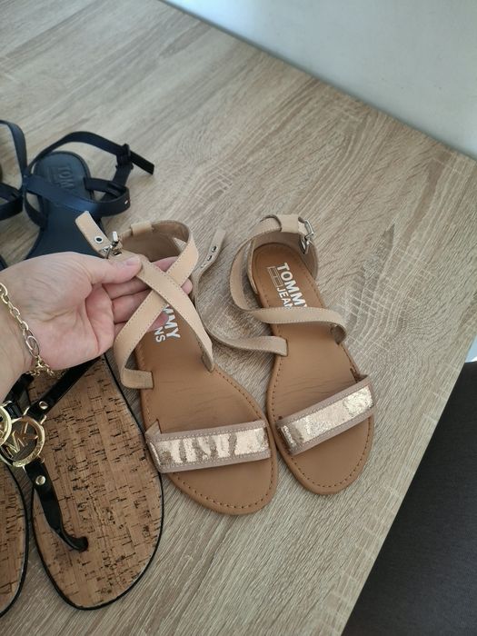 Дамски сандали и чехли Tommy