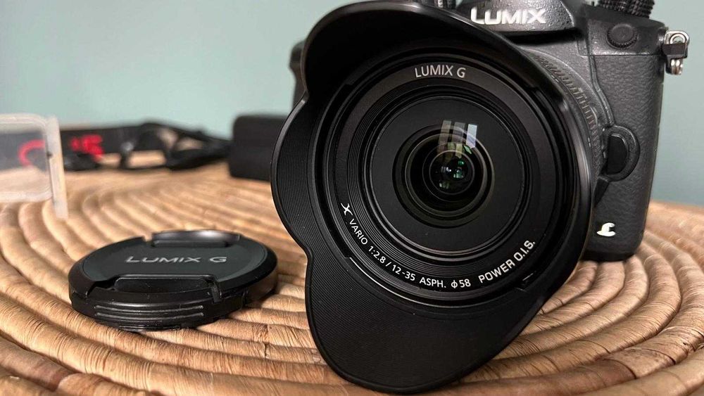 Panasonic Lumix GH5 + обектив Lumix G 12-35mm f/2.8