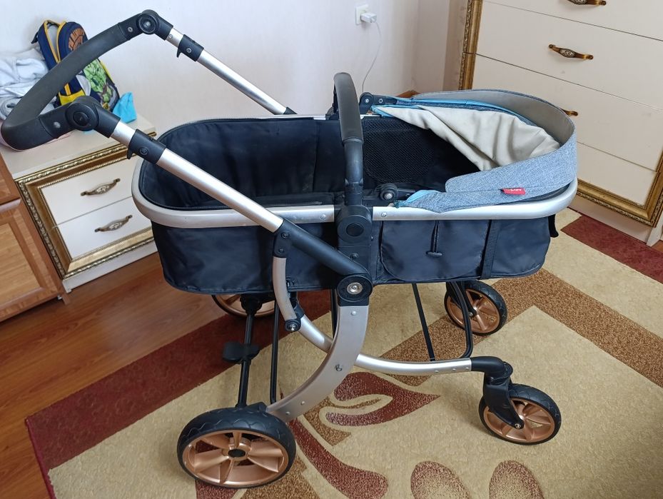 Балалар коляскасы. Детская коляска.