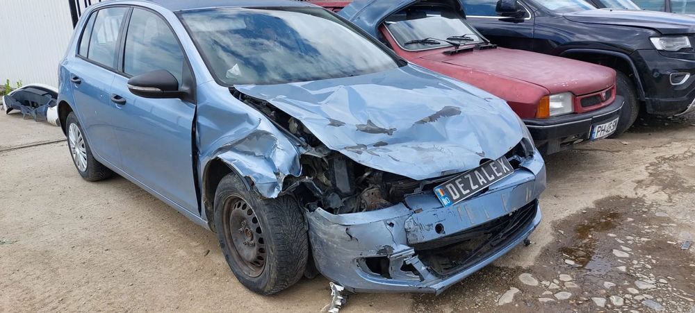 Dezmembrari Volkswagen Golf 6 1.4 BENZINA CGG LA5Q