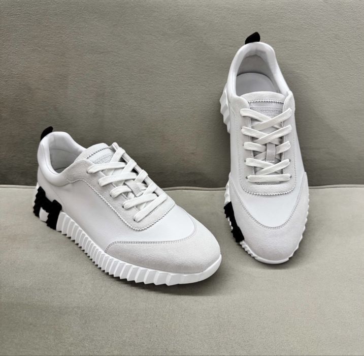 Adidași   BăHERMES