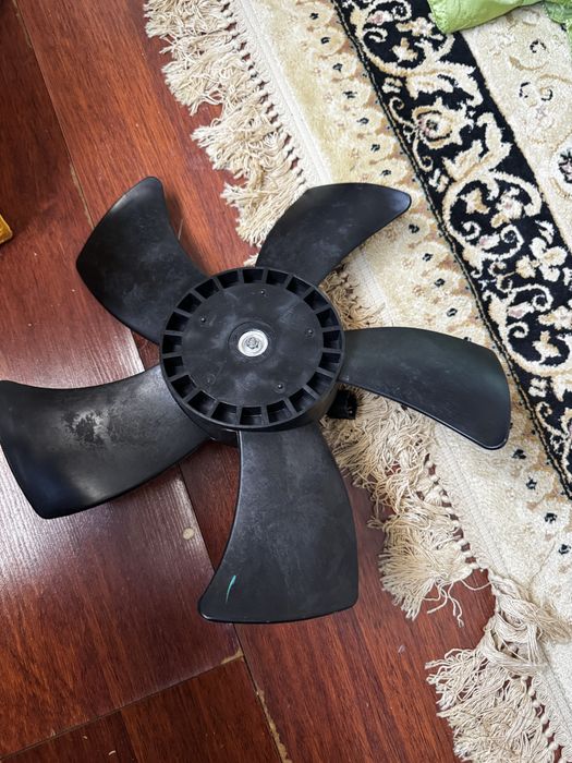 Nissan Tiida вентилятор