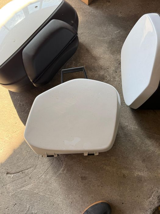 Honda VFR  side case si top case cu cheie