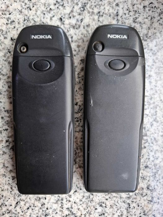 Telefoane mobile GSM clasice Nokia 6310 si 6310i in stare perfecta