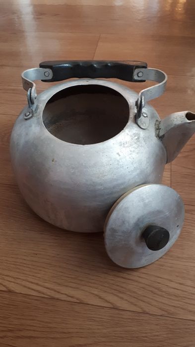 Чайник алюминиевый времен СССР