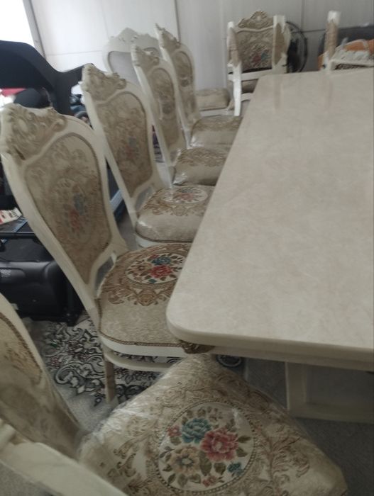 Stol stul 12 talik qoʻqonda