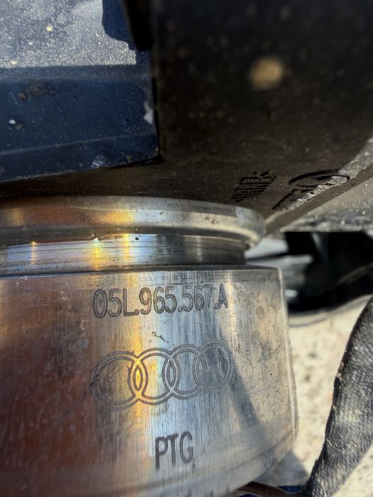 Pompa recirculare apa Audi A4 B9, A5 8W, A6 C8, A7 4K, Q5 80A FY : 05L965567A