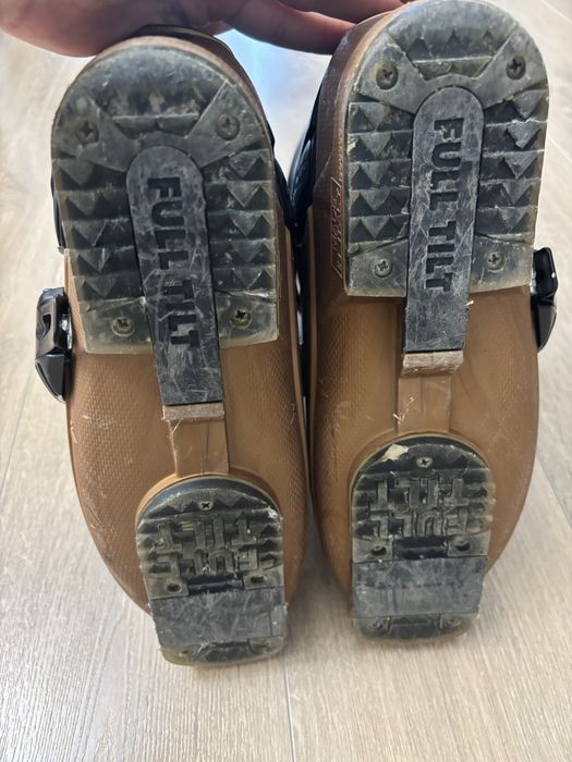 Clapari ski Full Tilt marimea 26-27 MP