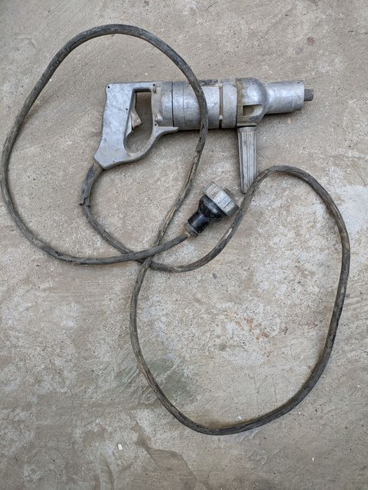 Электродрель ИЭ 1026А. 3~фазная 36В, 200Гц, 285Вт