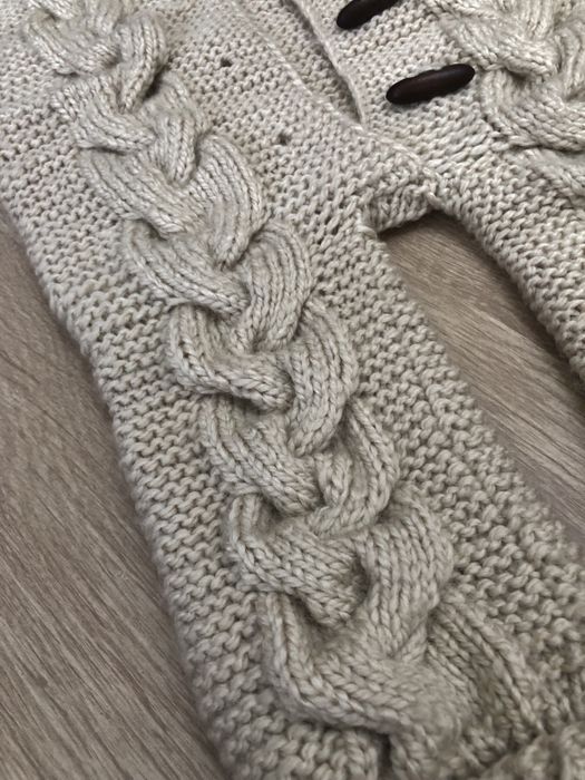 Продам детский вязаный комбинезон