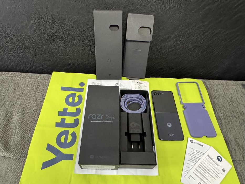 512GB Motorola Razr 50 Ultra Гаранция Yettel 2027 Blue