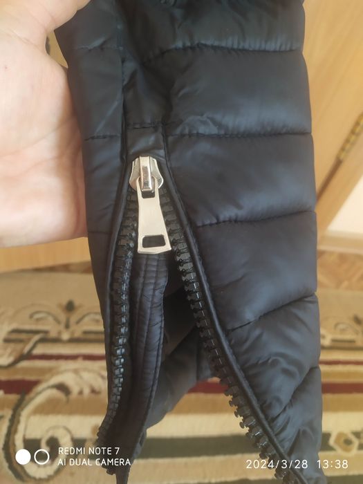 Продам куртку демисезонную