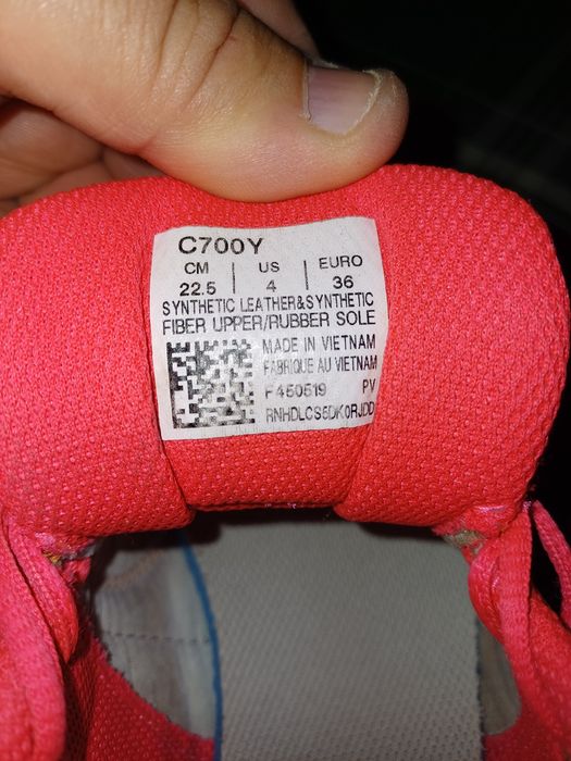 Adidași Asics mărimea 36
