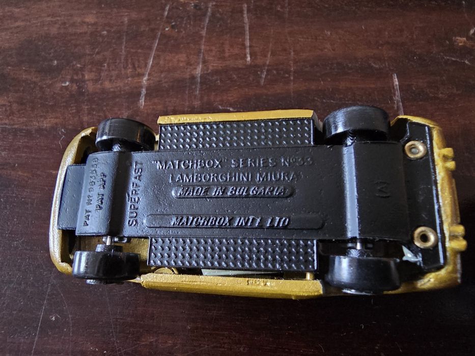 Matchbox колички - продават се само в комплект