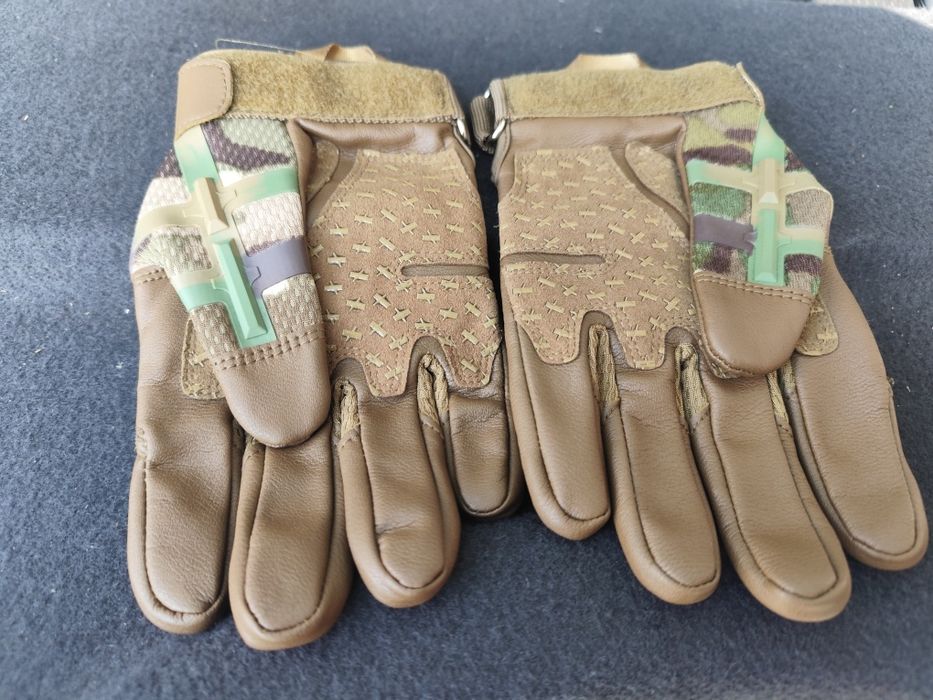 Mănuși Tactice cu protecții (M)