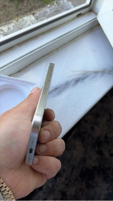 Iphone 15 PRO white impecabil