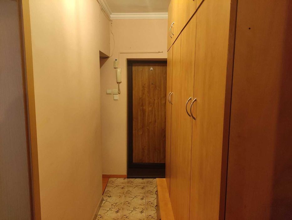 Дава се под наем Тристаен апартамент в Бургас, Зорница - 80 кв.м за 438.6 € - Снимка #12
