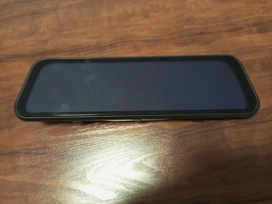 Продается видеорегистратор mi hr17