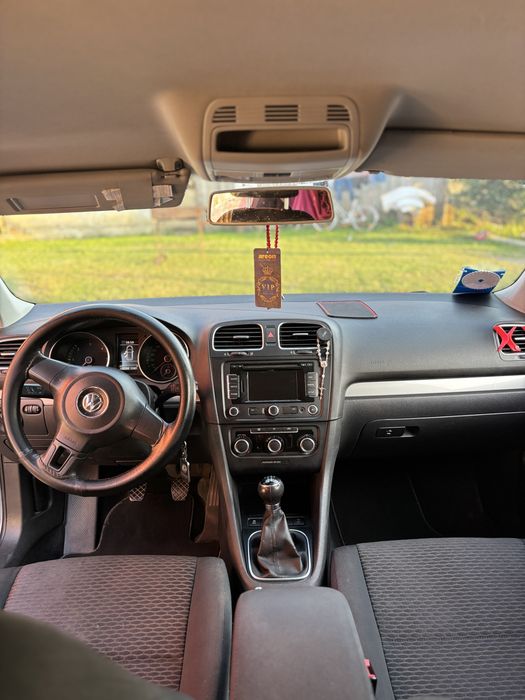 VOLKSWAGEN Golf 2012 — imagine 5