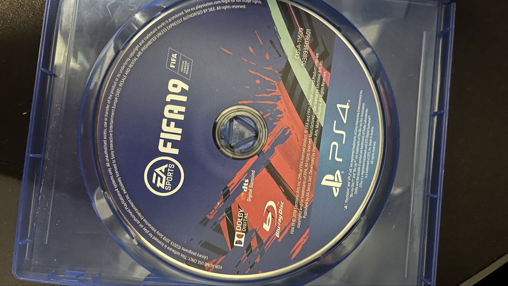 Vând Discurie de PS4