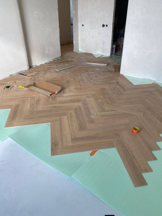 Укладка ламината установка плинтуса