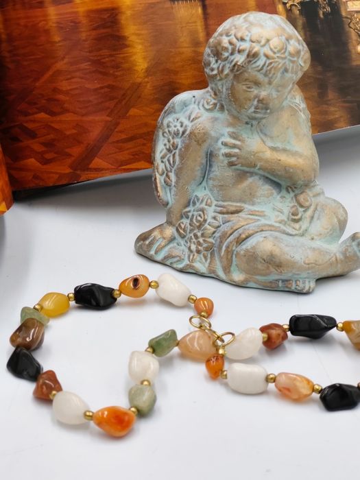 ВИНТИДЖ КОЛИЕ С  ЕСТЕСТВЕНИ минерали,КАМЪНИ, ахат оникс, кварц