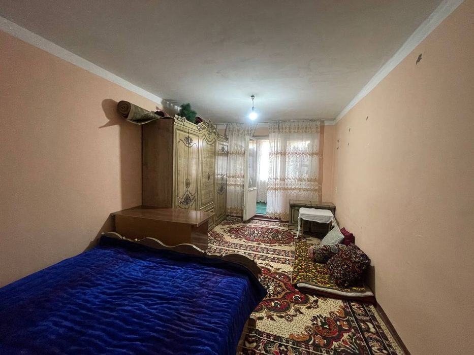 2 Чи этаж 1 хонали хонадон сотилади. Срочно