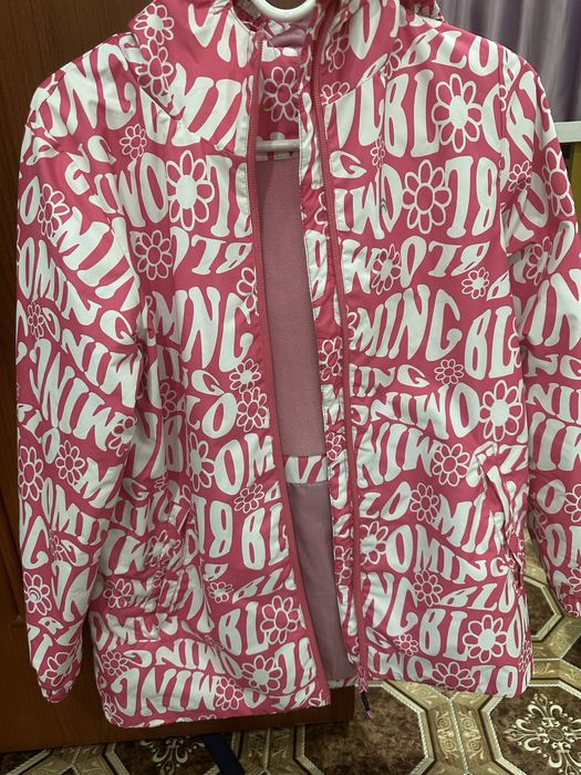 Ветровка для девочки