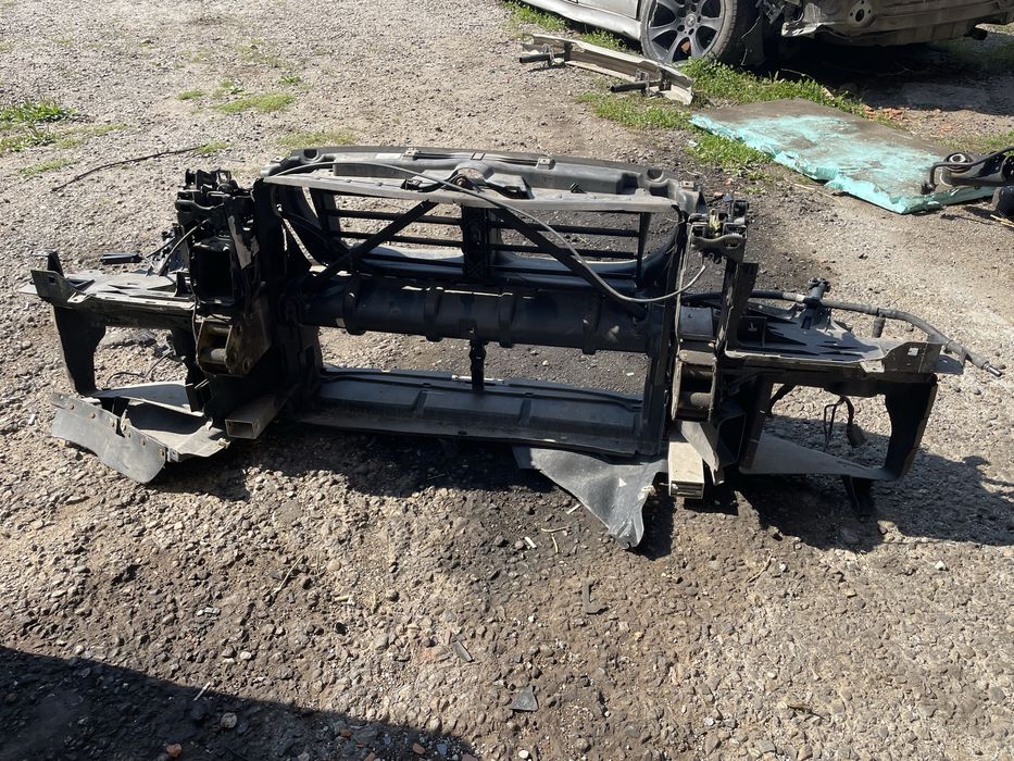 БМВ Ф10 Ф11 маска очиларка