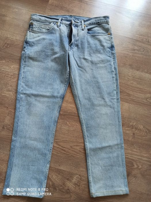 Продам джинсы мужские