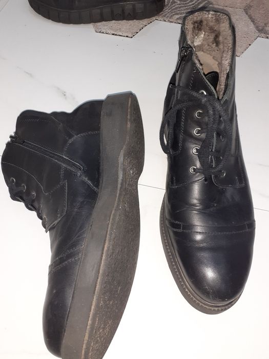 Продам зимние сапоги