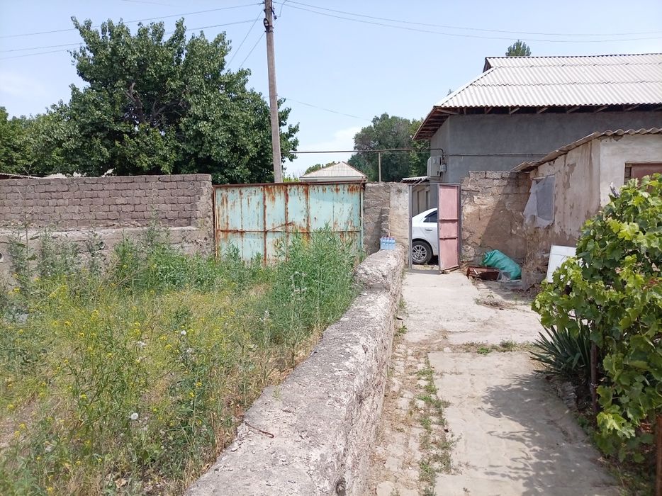 Срочна уй сотилади сув бойида