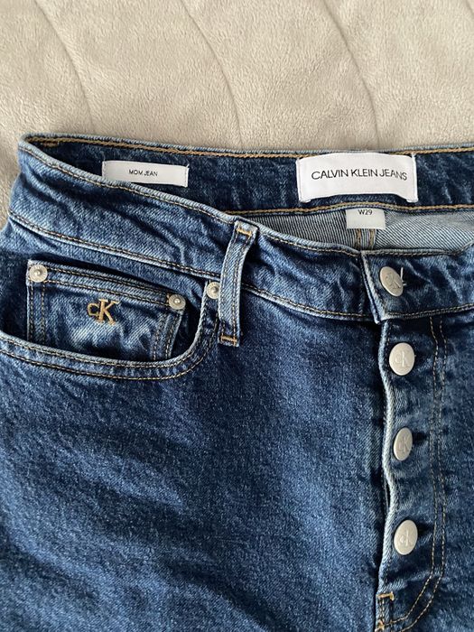 Дамски дънки Calvin Klein и Armani Exchange НЕУПОТРЕБЯВАНИ