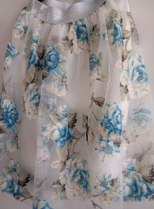 Страхотна пола до коляно