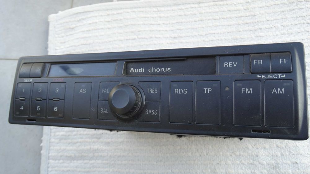 Оригинно радио AUDI