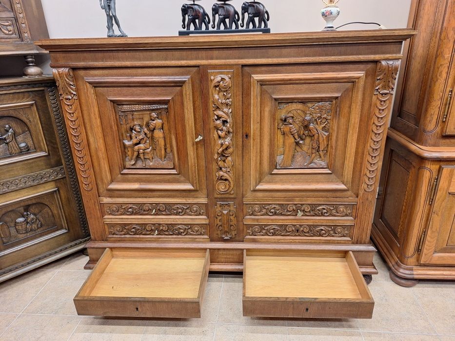Комод 3 D дърворезба