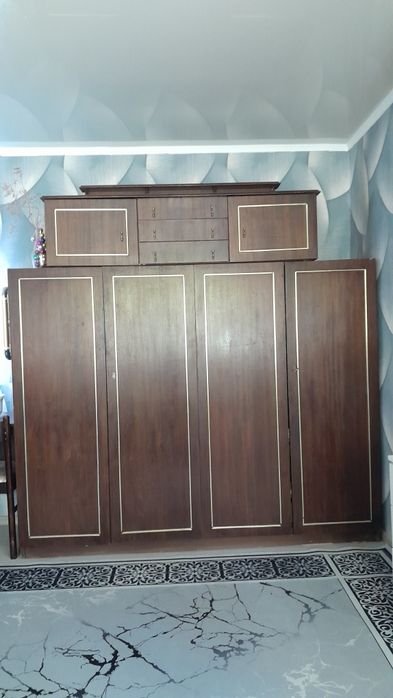 Продам спальный гарнитур