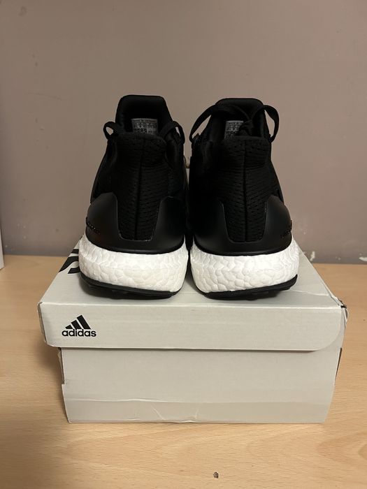 Adidas Ultraboost 1.0; 43 1/3