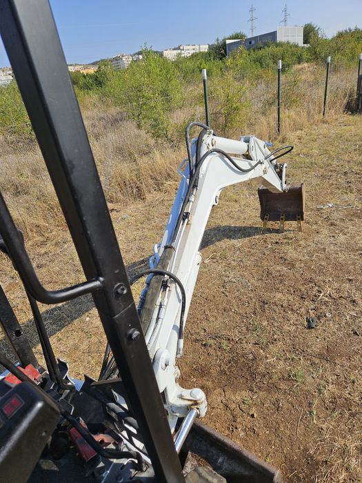 Бобкат 220 мини багер