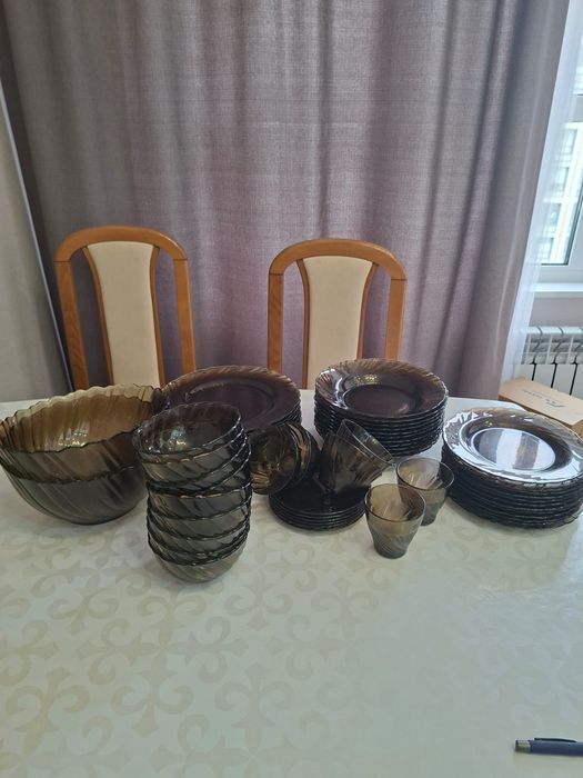 Чайный сервиз,темный